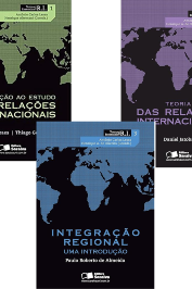 Temas Essenciais em R.I 3 volumes de Antônio Carlos Lessa, Henrique A. de Oliveira e outros