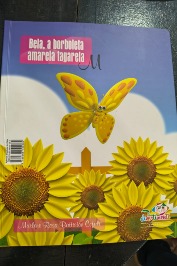 Bela, a borboleta amarela tagarela- Bilingue