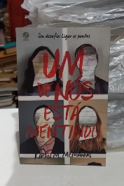 Um de Nós Está Mentindo