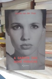 A Garota das Nove Perucas