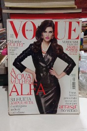 Revista Vogue Brasil N° 408 - Agosto 2012