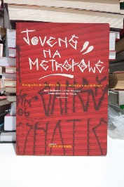 Jovens na metrópole