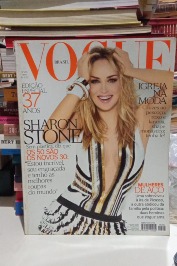 Revista Vogue Brasil N° 405 - Maio 2012